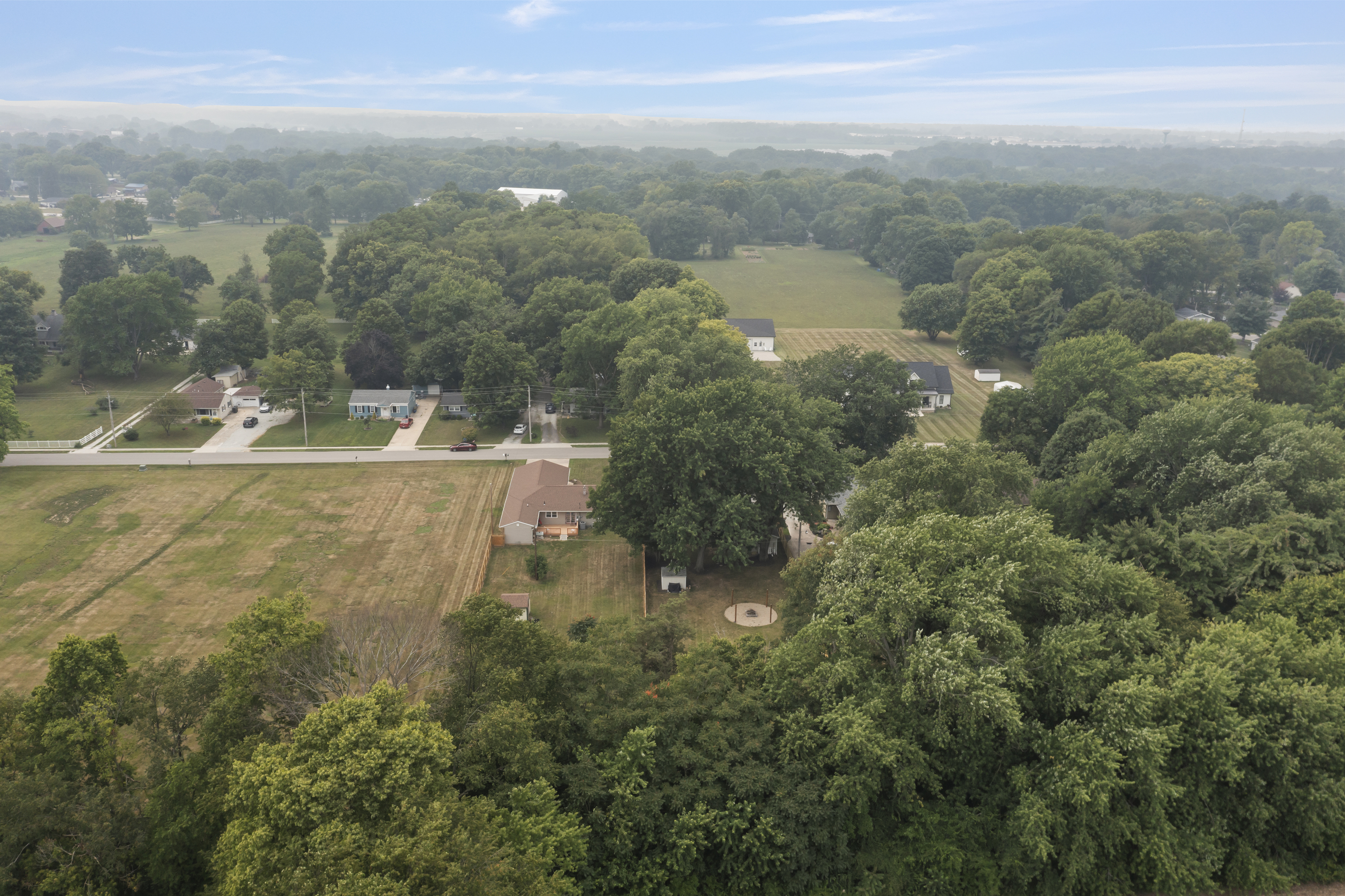 825 South Broadway Street Pendleton, IN 46064 - Photo 5 of 35