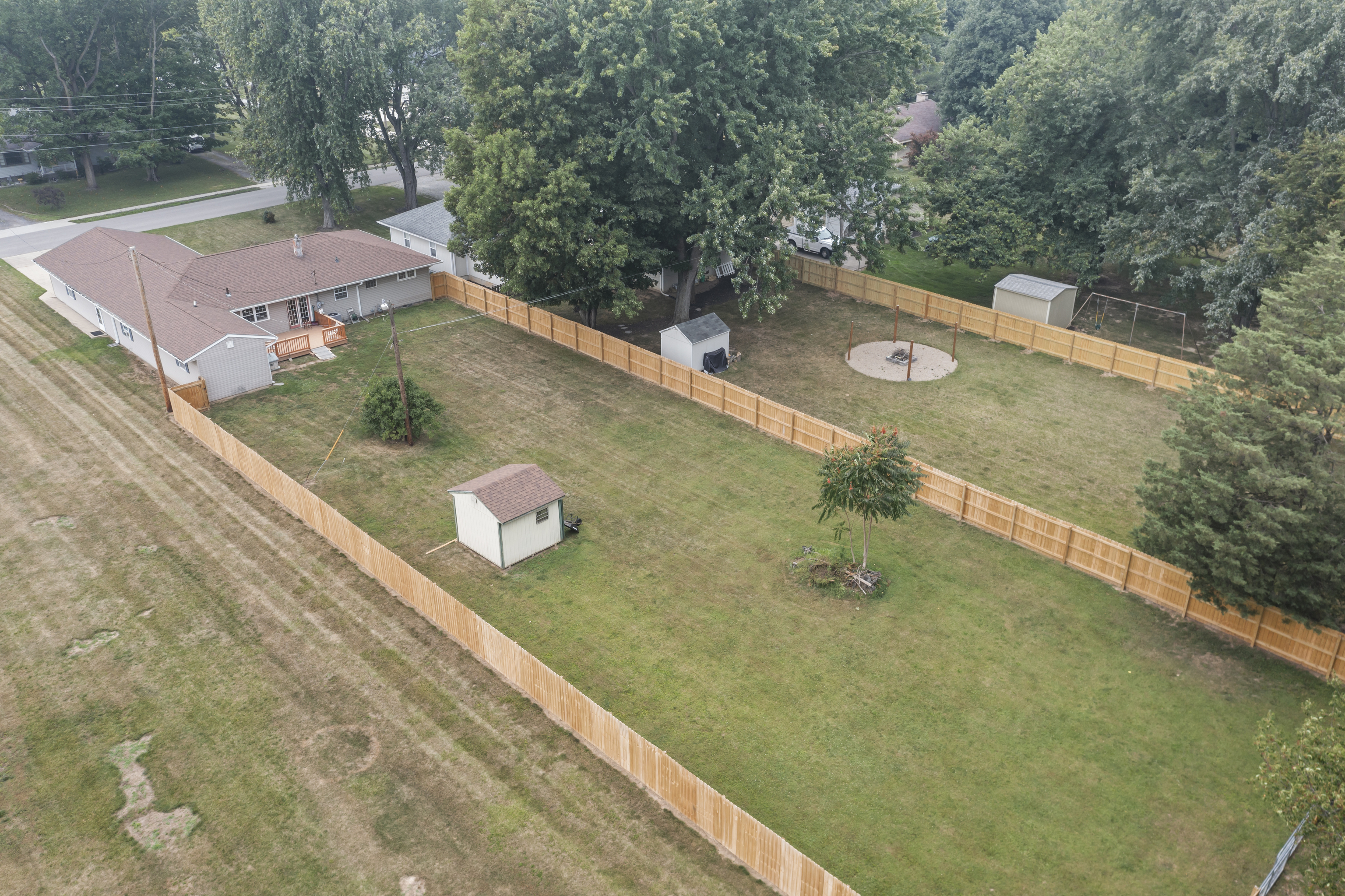 825 South Broadway Street Pendleton, IN 46064 - Photo 6 of 35