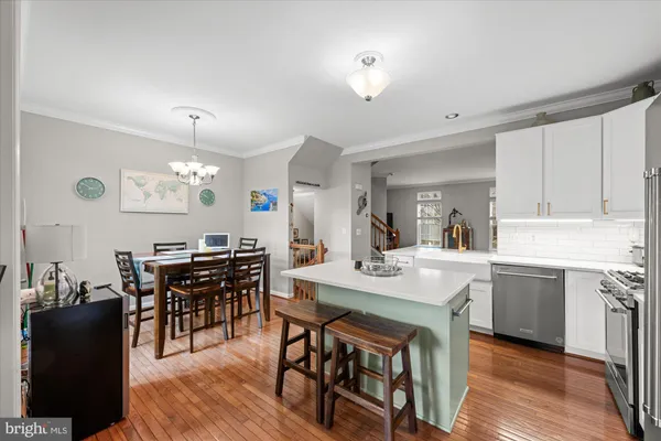 $4,600 | 5076 Grimm Drive, Alexandria, VA 22304