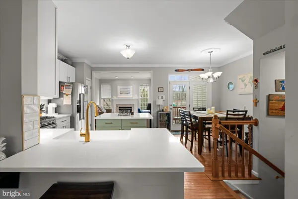 $4,600 | 5076 Grimm Drive, Alexandria, VA 22304