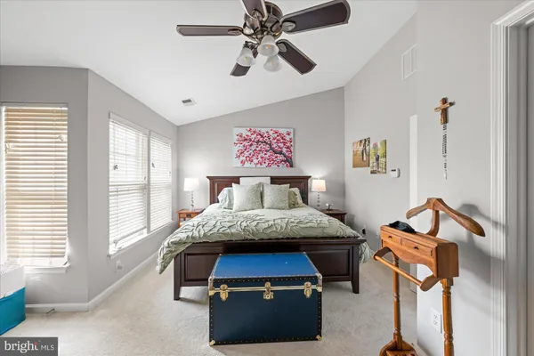 $4,600 | 5076 Grimm Drive, Alexandria, VA 22304