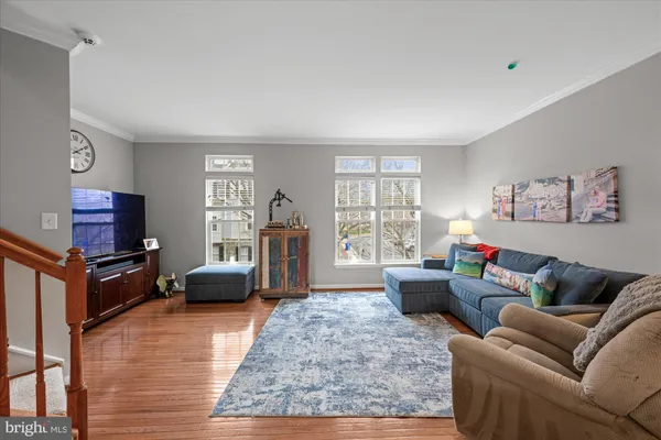 $4,600 | 5076 Grimm Drive, Alexandria, VA 22304