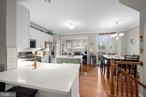 $4,600 | 5076 Grimm Drive, Alexandria, VA 22304