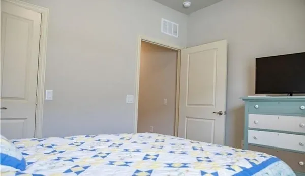 $369,000 | 883 Birds Fort Trail, Arlington, TX 76005