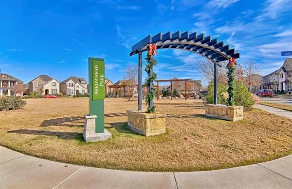 $369,000 | 883 Birds Fort Trail, Arlington, TX 76005
