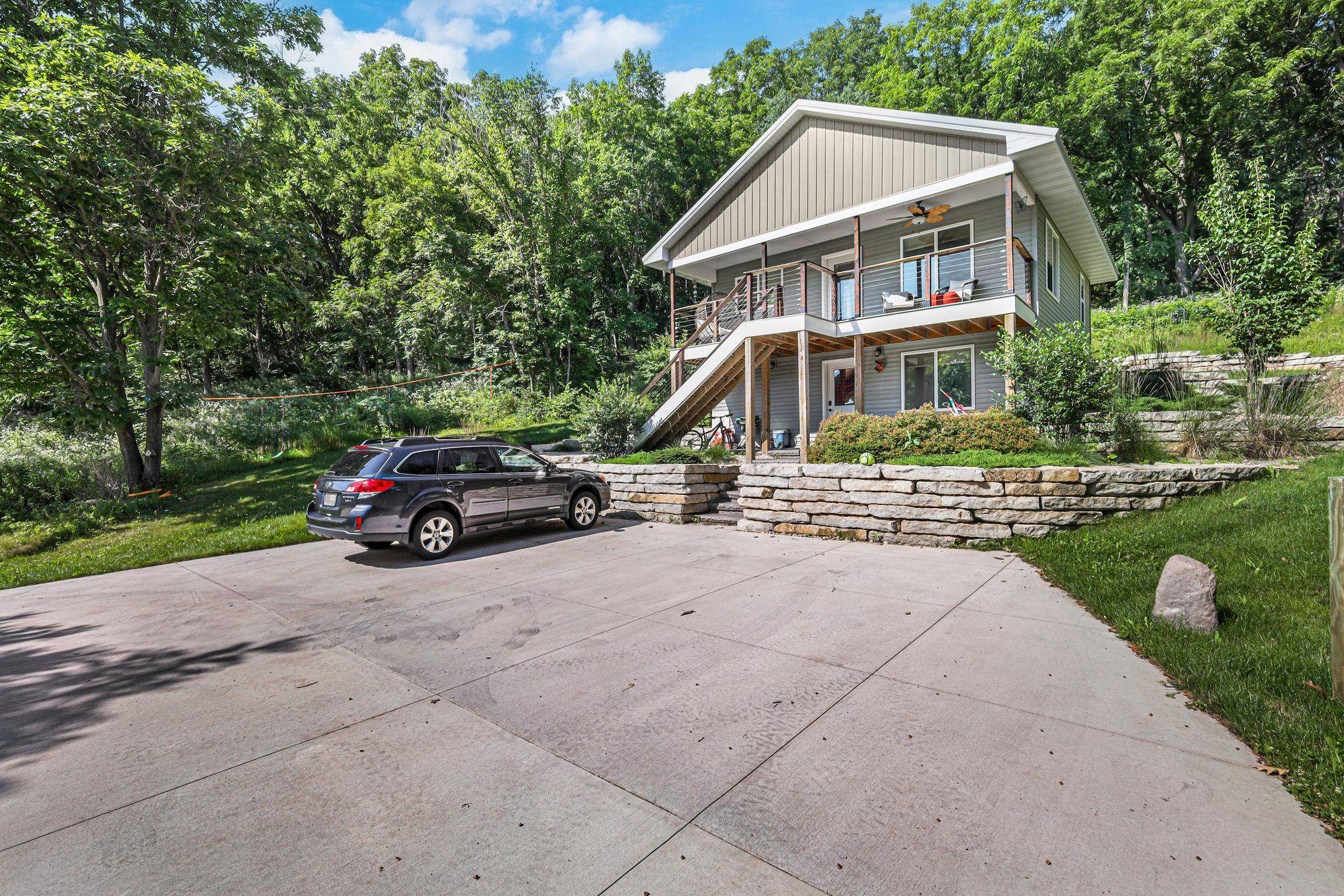 5050 Mounds Park Road Blue Mounds, WI 53517 - Photo 11 of 57