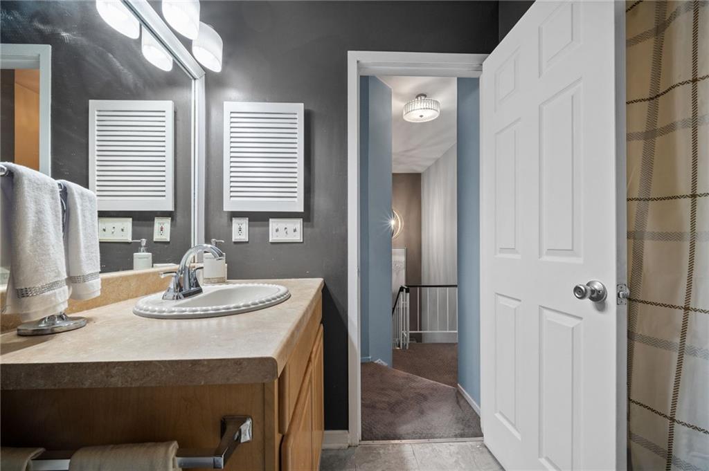 2034 Swallow Hill Road, Unit 130 Pittsburgh, PA 15220 - Photo 24 of 37 Gallery Image 24