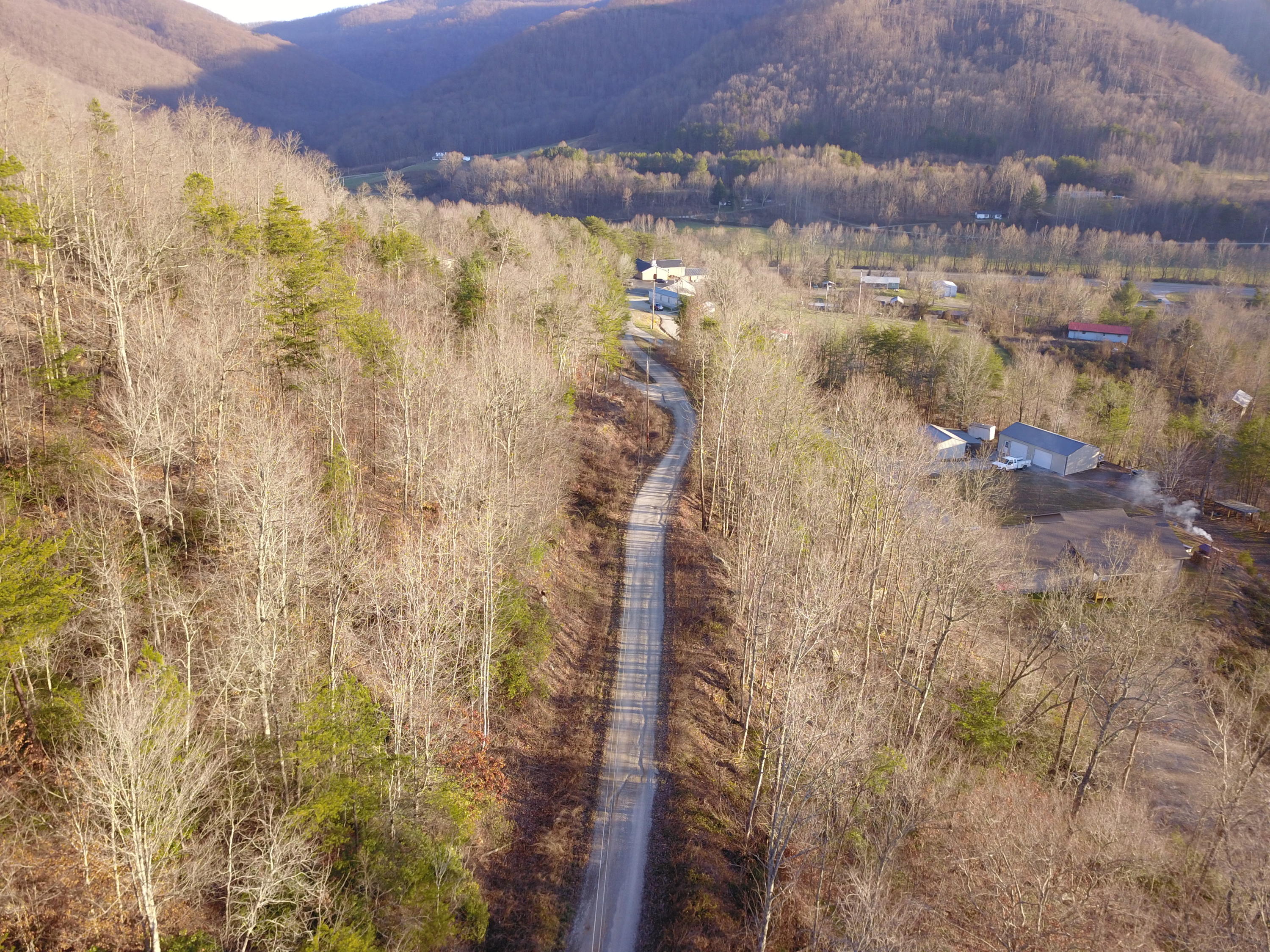 243 Morningstar Road Pioneer, TN 37847 - Photo 5 of 19 picture# 7