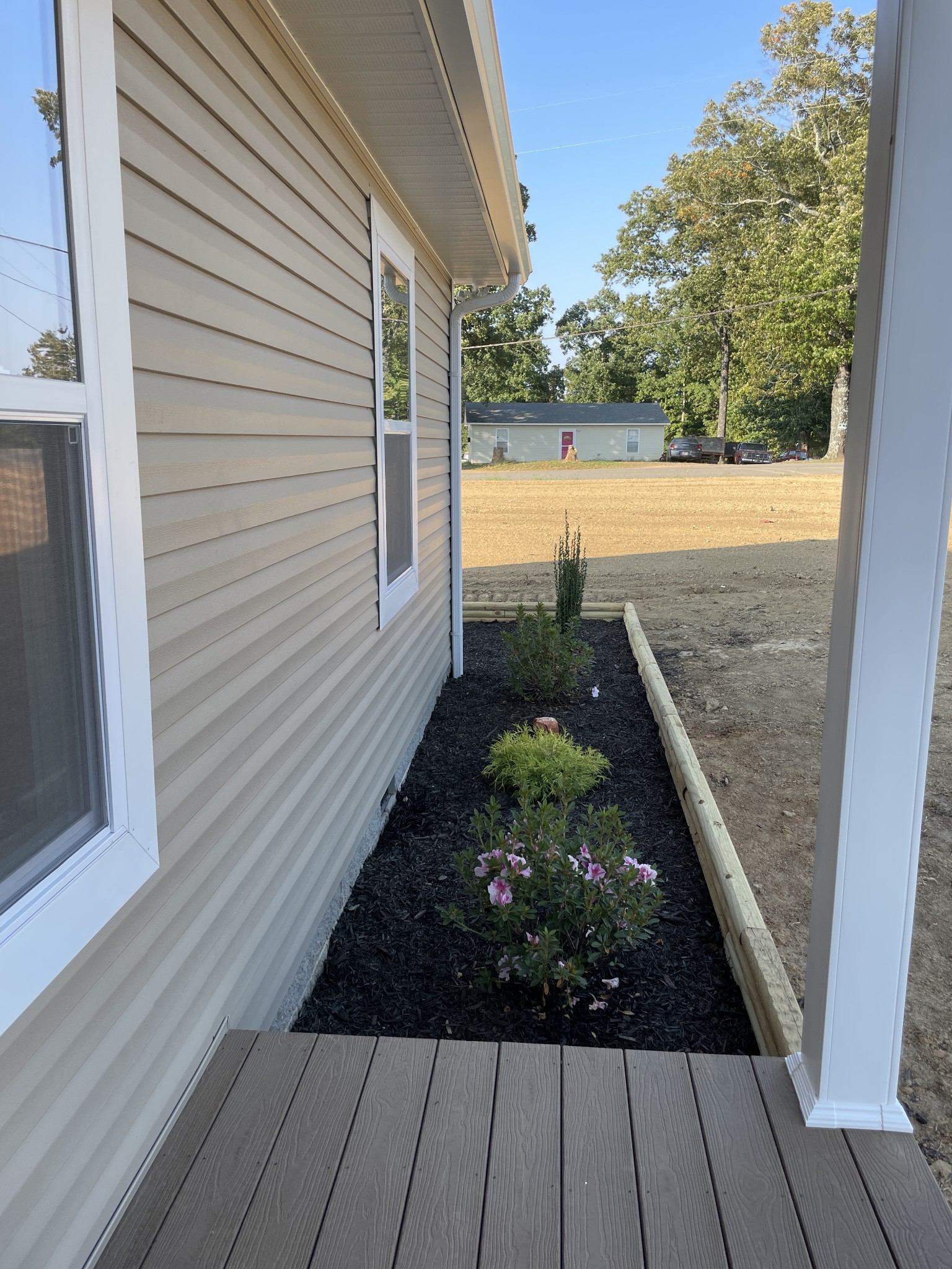 181 Rigling Road Loretto, TN 38469 - Photo 3 of 36 a view of a backyard of the house