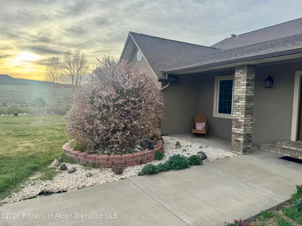 $939,000 | 2302 County Road 33, Meeker, CO 81641