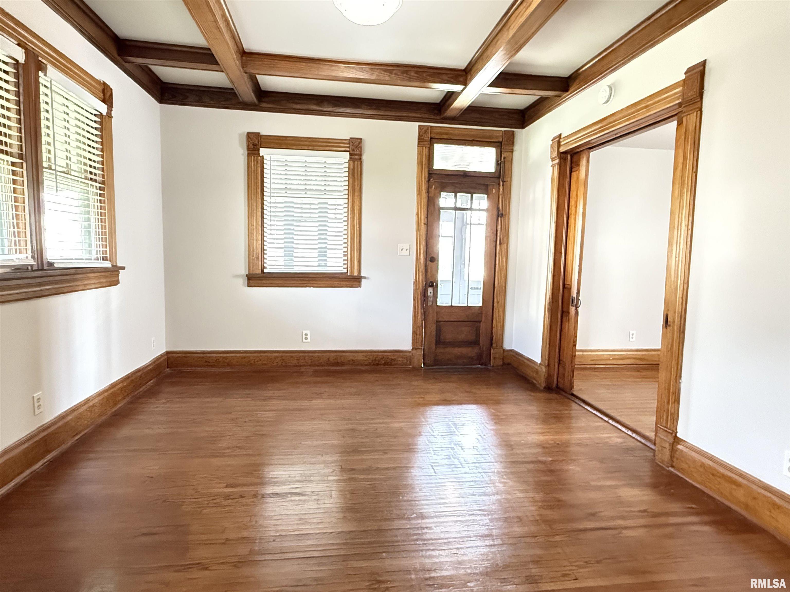 844 Walnut Road LaSalle, IL 61301 - Photo 8 of 17