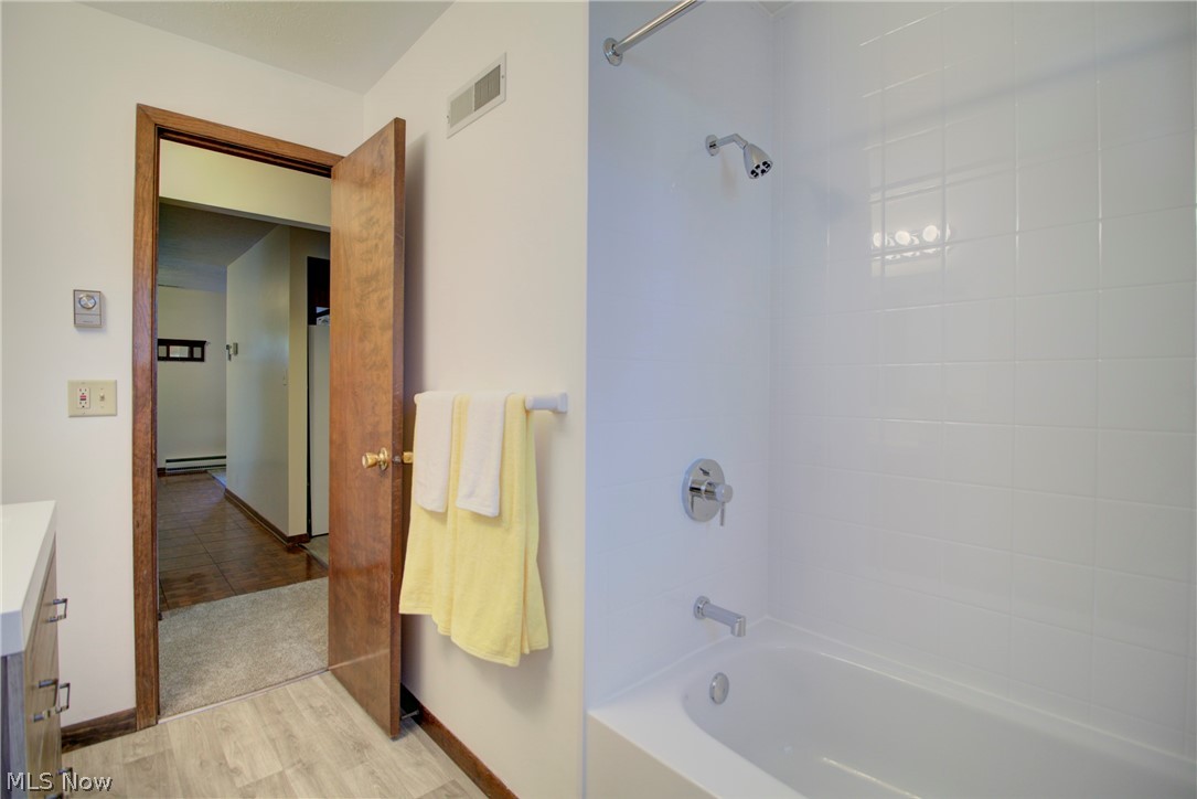 1350 Gulf Road Elyria, OH 44035 - Photo 18 of 35 Gallery Image 18