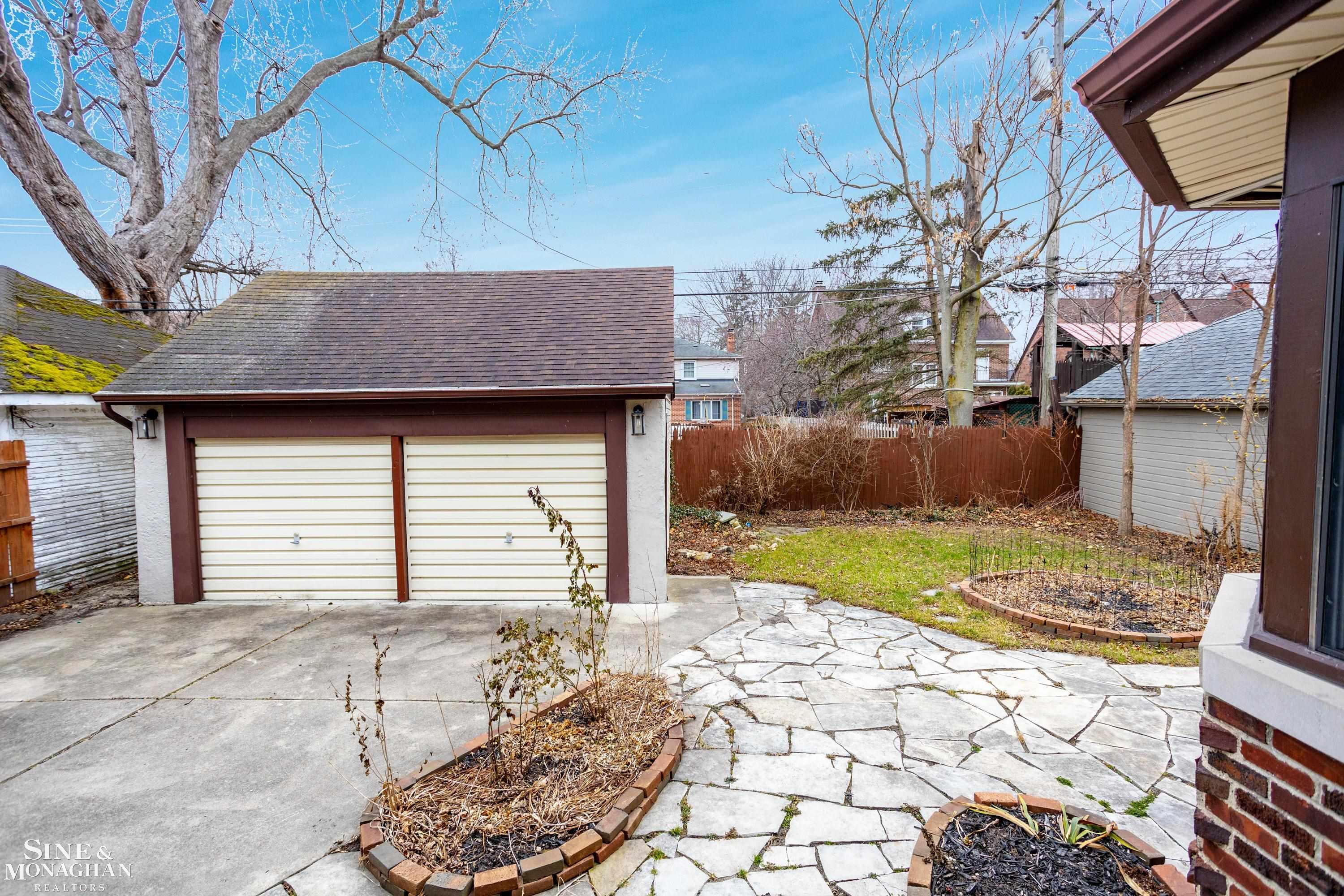 1231 Bishop Road Grosse Pointe Park, MI 48230 - Photo 41 of 54