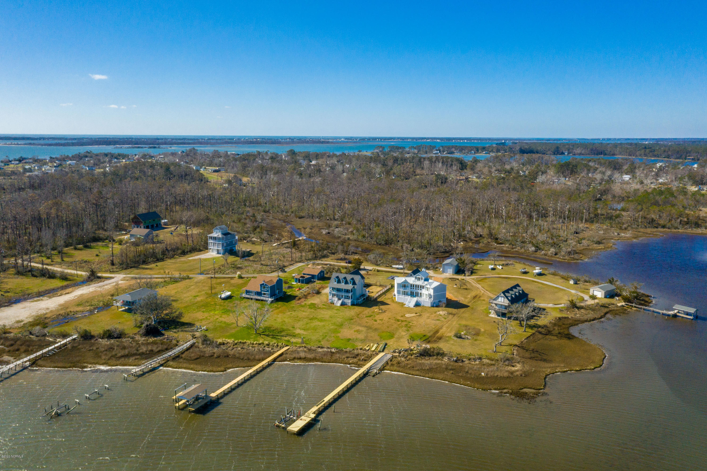 176 Taylor Road Marshallberg, NC 28553 - Photo 14 of 93 176 Taylor Rd-11