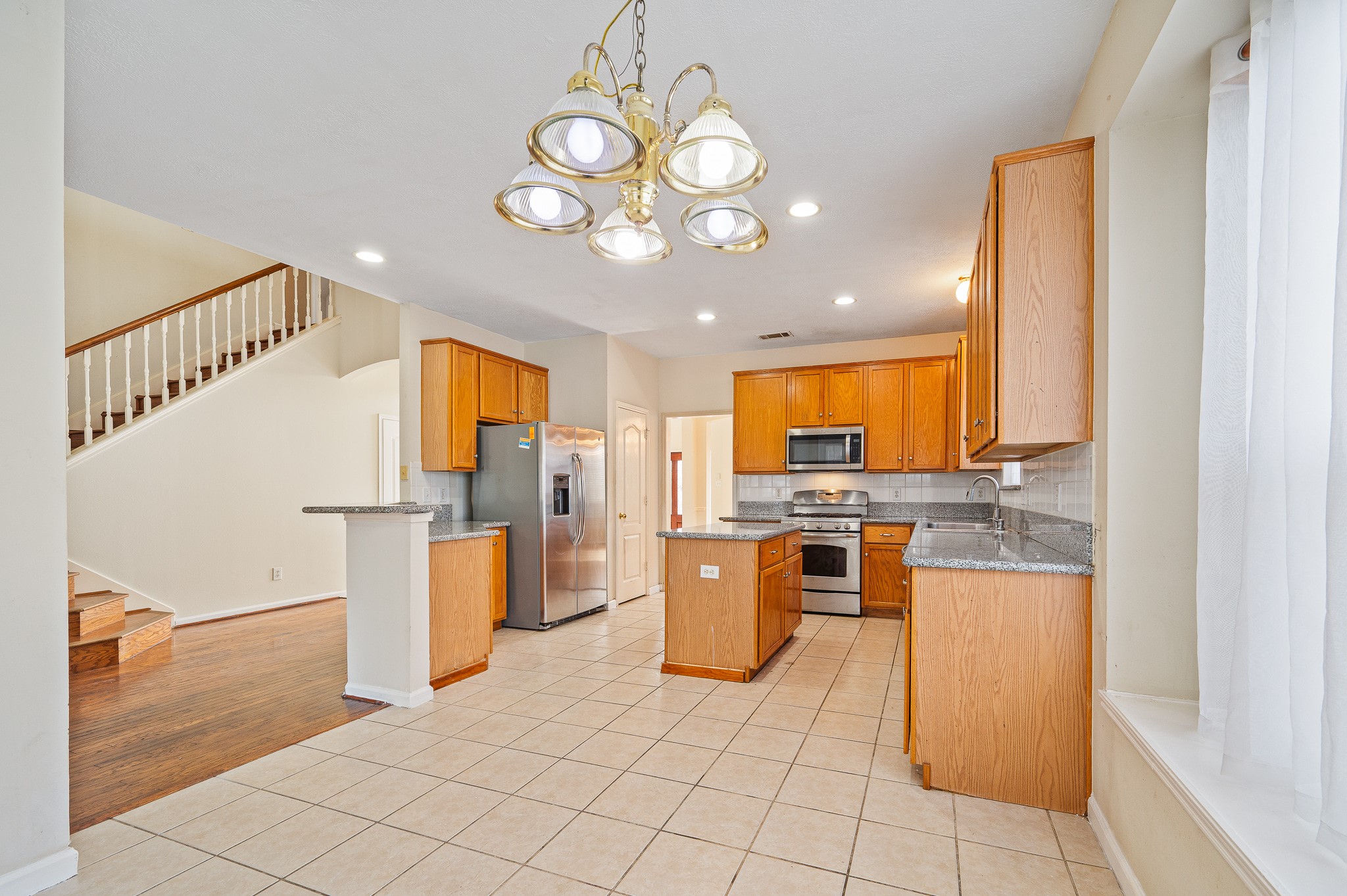 11134 Maynard Place Houston, TX 77064 - Photo 14 of 50