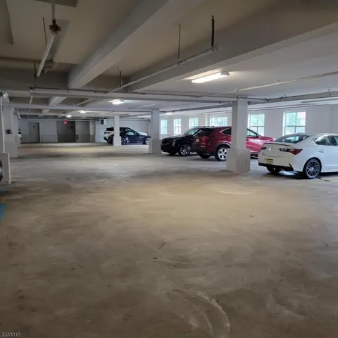 $2,600 | 1776 East 2nd Street, Unit 40, Scotch Plains, NJ 07076