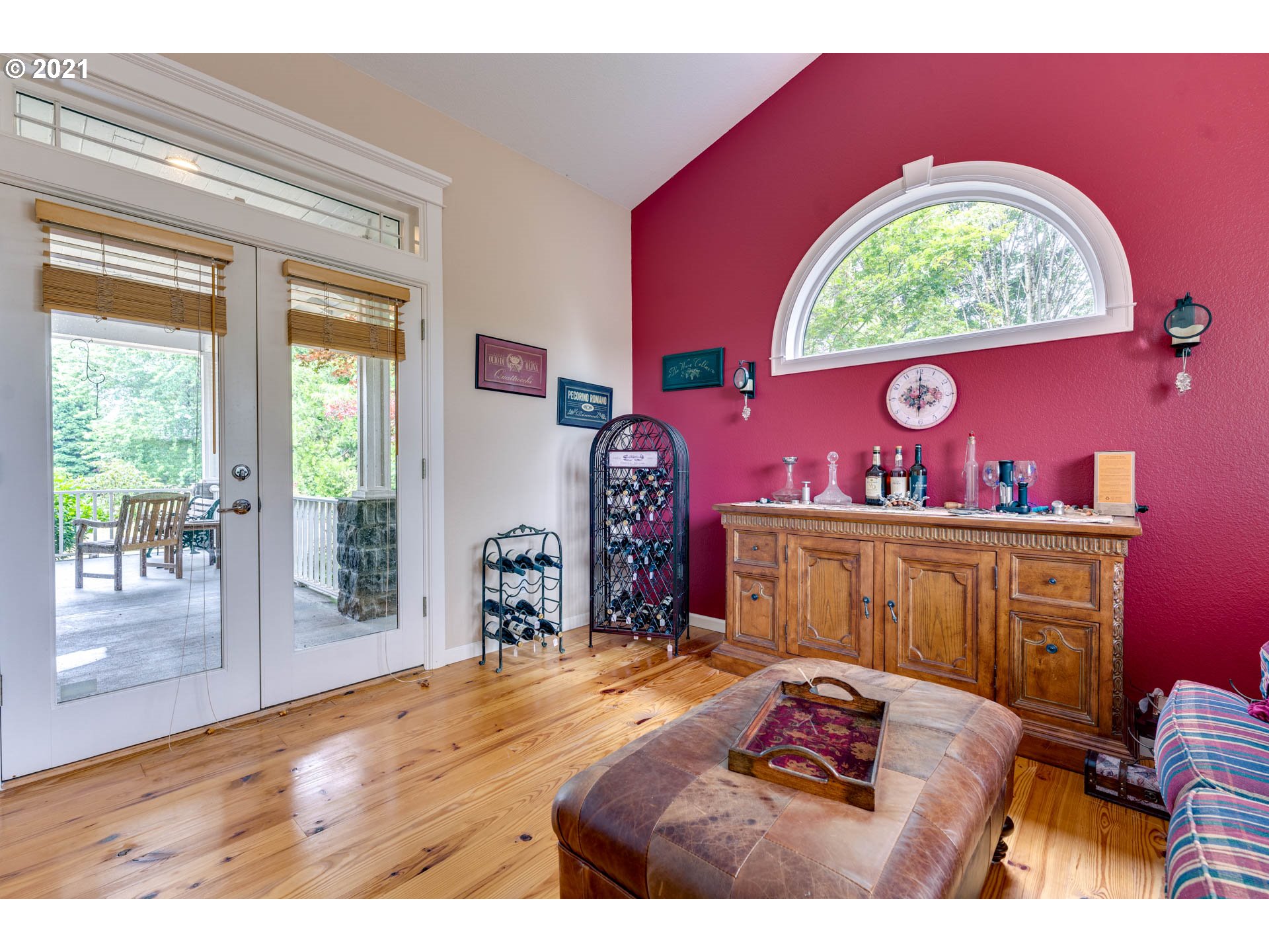 27603 Northeast 10th Avenue Ridgefield, WA 98642 - Photo 15 of 32 a bedroom with a bed and a window
