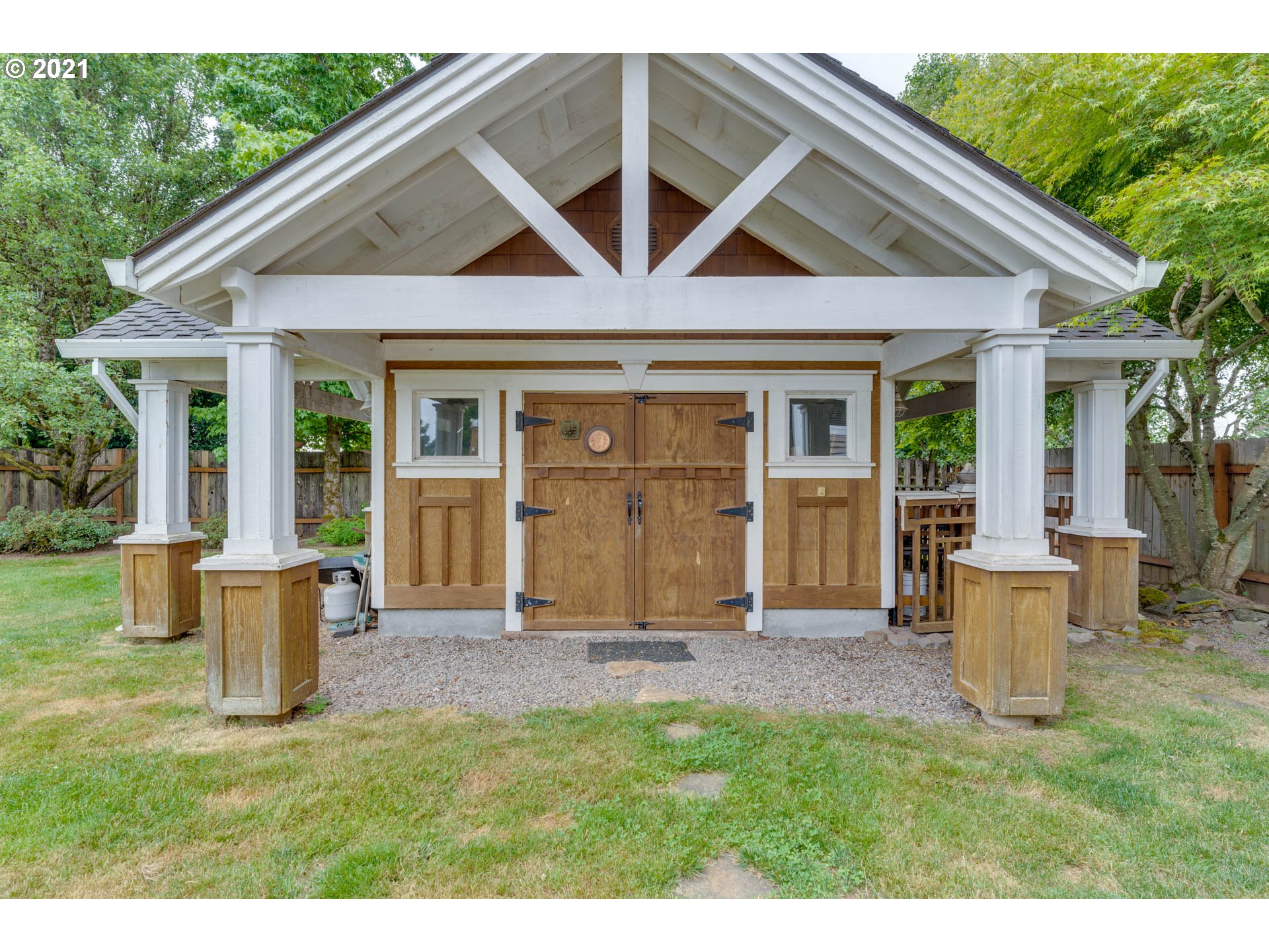 27603 Northeast 10th Avenue Ridgefield, WA 98642 - Photo 18 of 32 a front view of a house with a yard