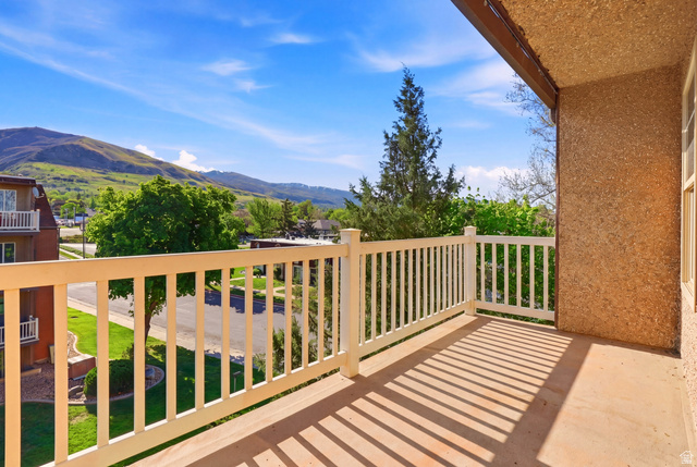 88 West 50 South, Unit P10 Centerville, UT 84014 - Photo 17 of 20 Balcony with a mountain view