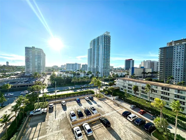 $740,000 | 1950 South Ocean Drive, Unit 7E, Hallandale Beach, FL 33009