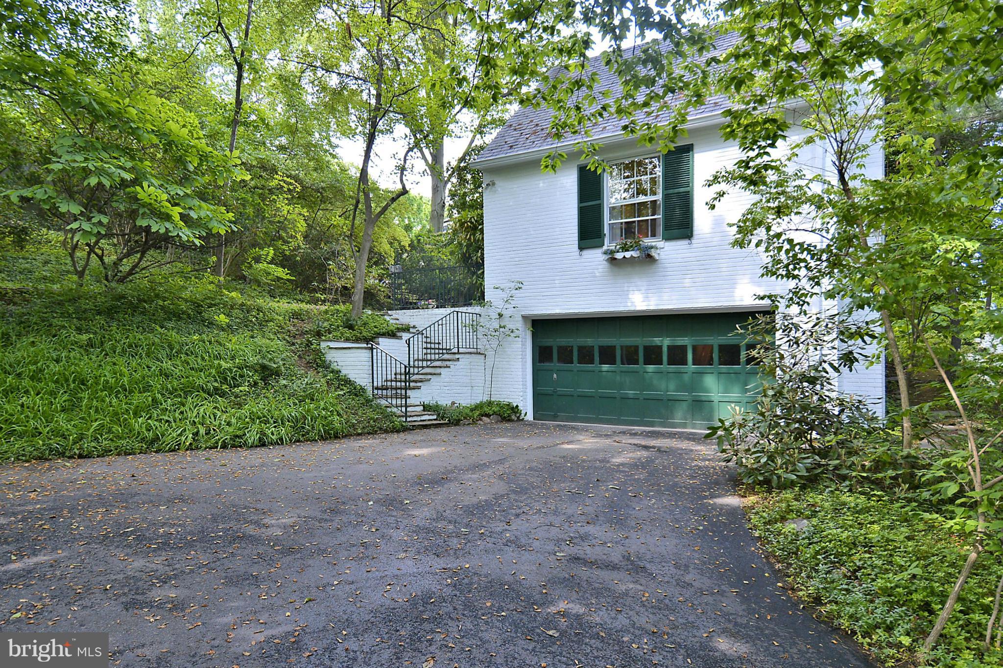 3100 Rolling Road Chevy Chase, MD 20815 - Photo 4 of 30 2 Car Garage & Driveway
