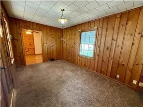 $145,900 | 705 Carver Street North, Winthrop, MN 55396