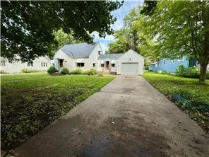 $145,900 | 705 Carver Street North, Winthrop, MN 55396