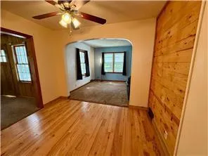 $145,900 | 705 Carver Street North, Winthrop, MN 55396