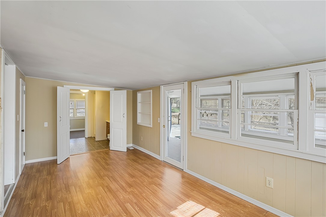 134 Hood Road Greenville, SC 29611 - Photo 7 of 19 Gallery Image 7
