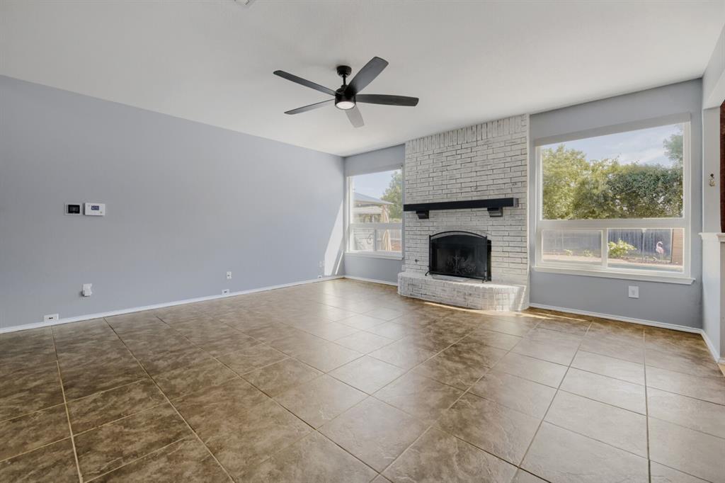 5429 Rocky Mountain Road Fort Worth, TX 76137 - Photo 7 of 31