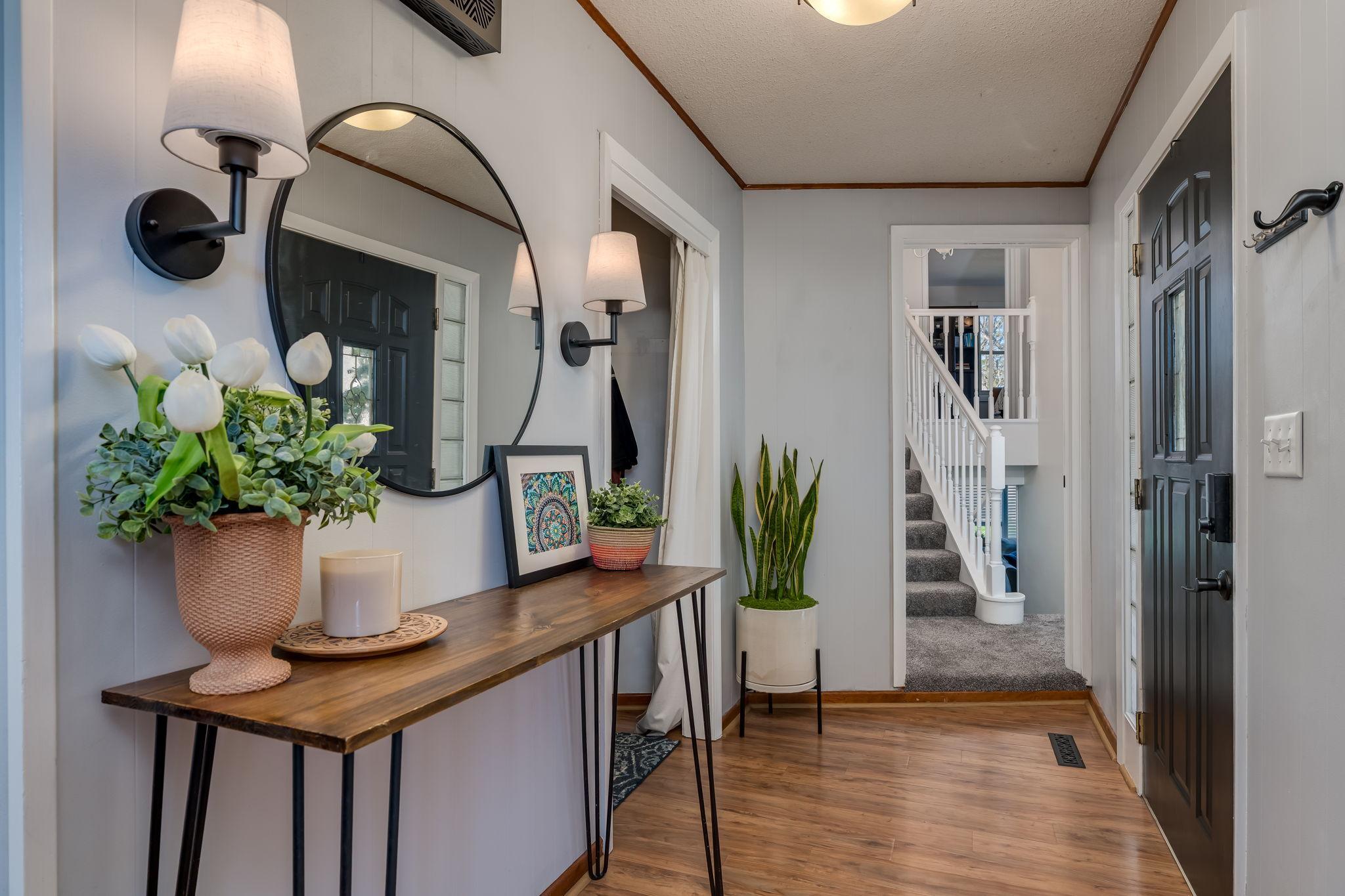 925 East Main Street Mankato, MN 56001 - Photo 2 of 34