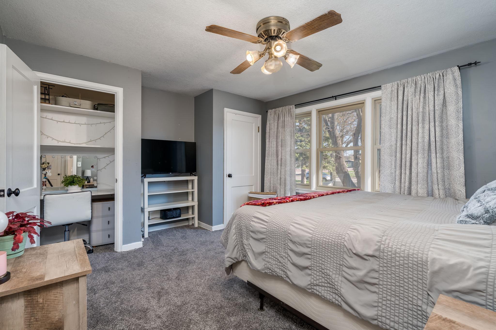 925 East Main Street Mankato, MN 56001 - Photo 25 of 34