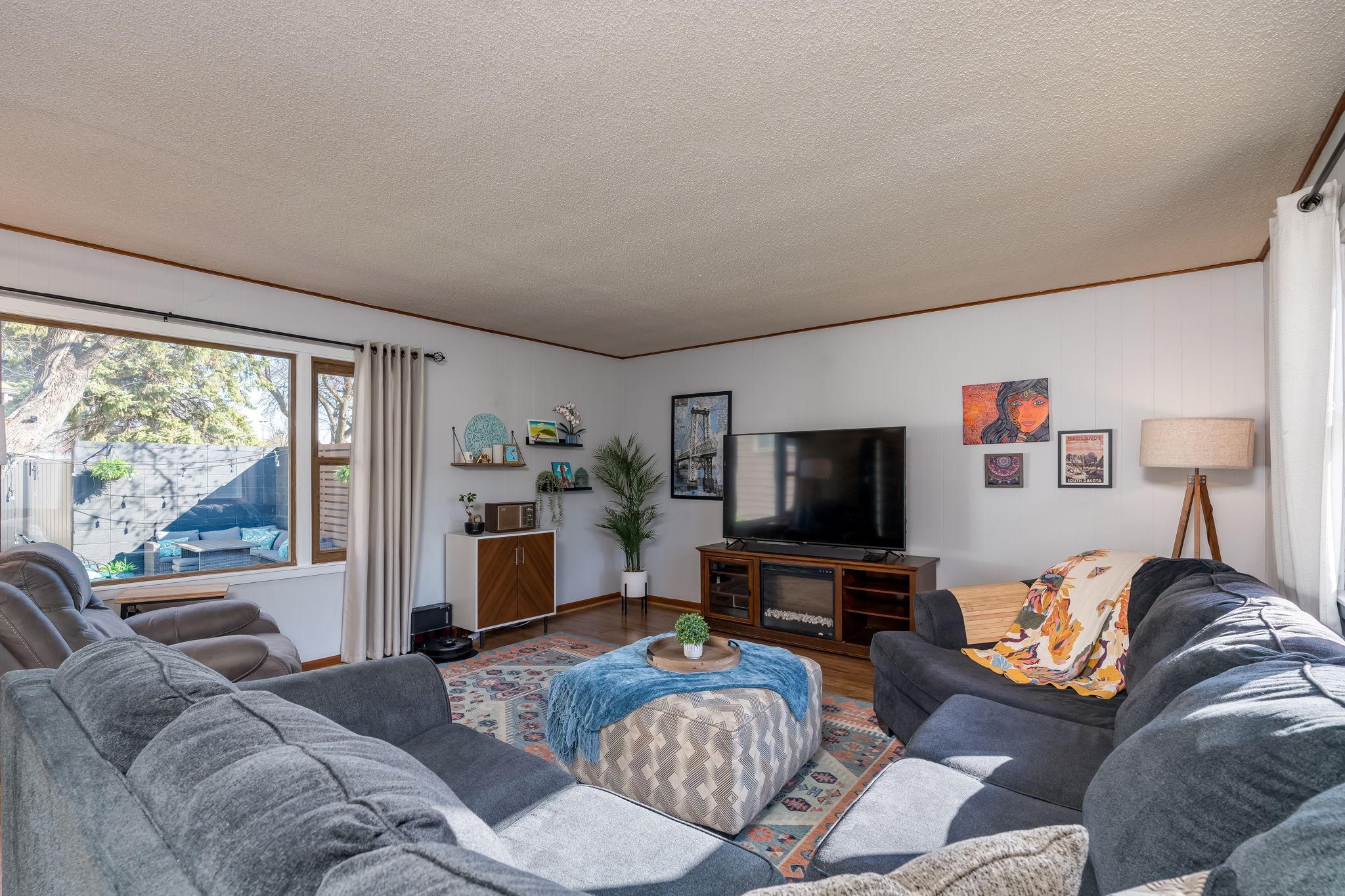 925 East Main Street Mankato, MN 56001 - Photo 7 of 34