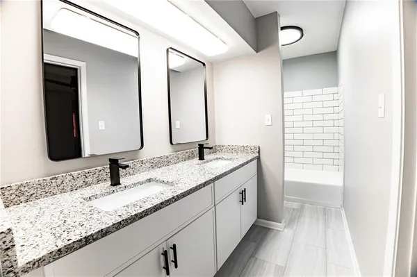 $172,500 | 4518 Holly Street, Unit 37, Kansas City, MO 64111
