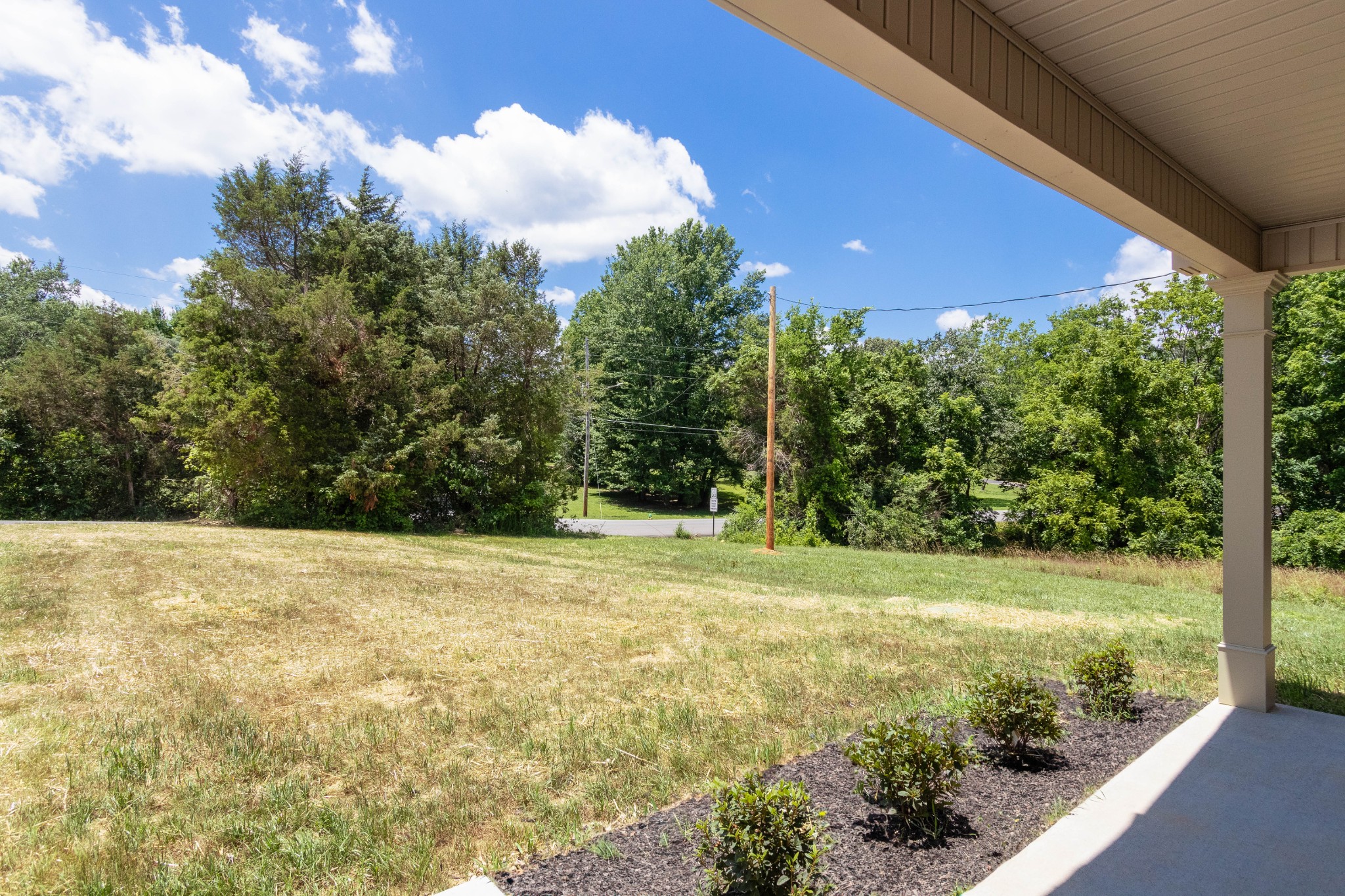 301 Old Columbia Road Dickson, TN 37055 - Photo 4 of 22 a view of a yard with an outdoor space