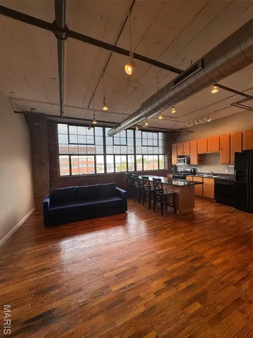 $149,900 | 2020 Washington Avenue, Unit 503, St. Louis, MO 63103