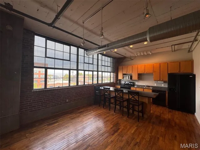 $149,900 | 2020 Washington Avenue, Unit 503, St. Louis, MO 63103