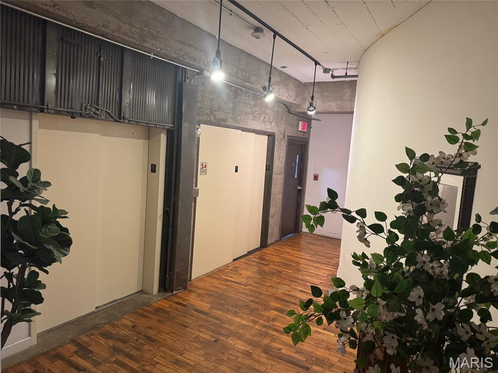 2020 Washington Avenue, Unit 503 St. Louis, MO 63103 - Photo 5 of 32