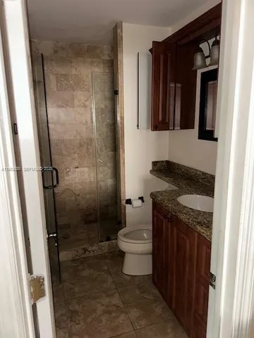 $2,700 | 5333 West 23rd Avenue, Unit 51, Hialeah, FL 33016