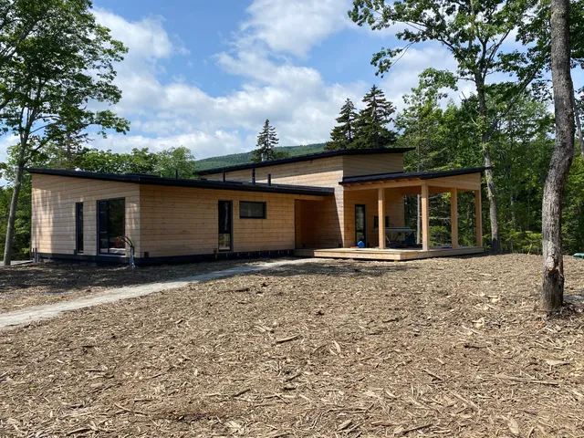 $1,400,000 | 440 Belfast Road, Unit NAAN D1, Camden, ME 04843