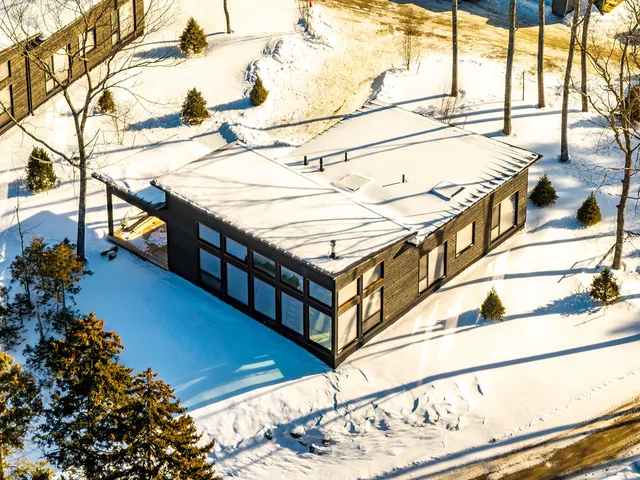 $1,400,000 | 440 Belfast Road, Unit NAAN D1, Camden, ME 04843