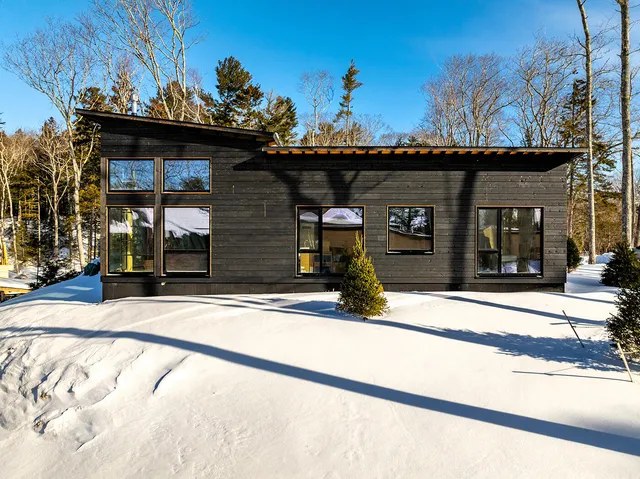 $1,400,000 | 440 Belfast Road, Unit NAAN D1, Camden, ME 04843