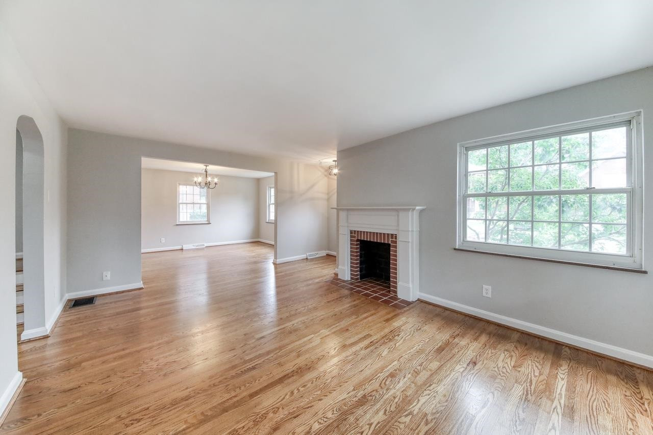 49 Pleasant Ridge Avenue Fort Mitchell, KY 41017 - Photo 7 of 19 Gallery Image 7