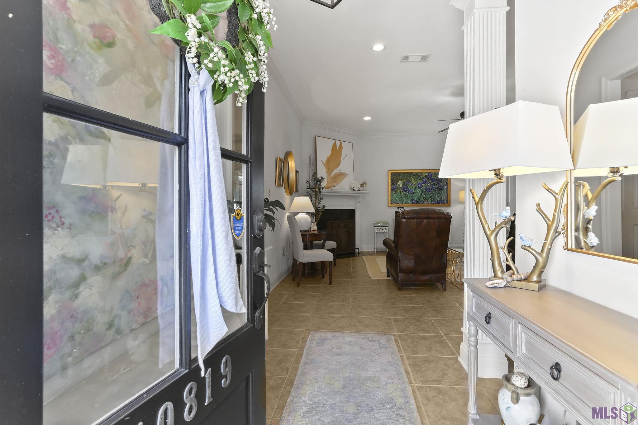 10819 Springtree Avenue Baton Rouge, LA 70810 - Photo 3 of 24 Gallery Image 3