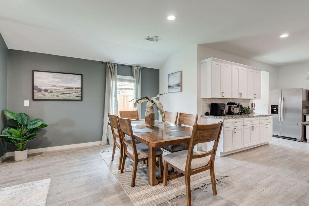 2901 134th Street Lubbock, TX 79423 - Photo 12 of 29 dining2