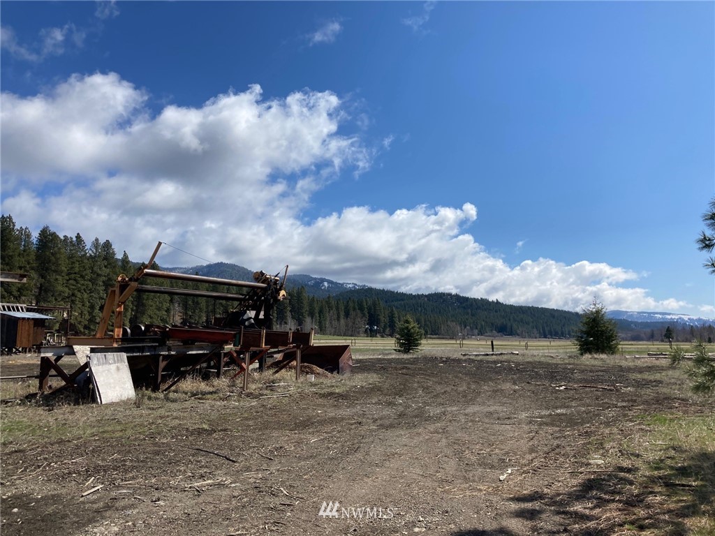 8513 Teanaway Road Cle Elum, WA 98922 - Photo 7 of 16 Gallery Image 7