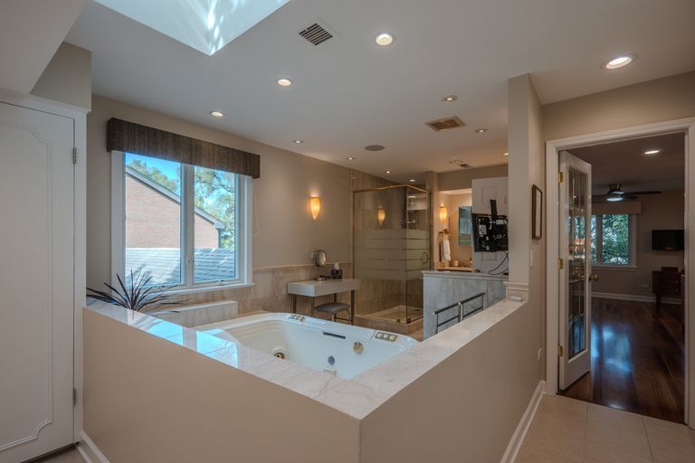 33 Park Lane Park Ridge, IL 60068 - Photo 23 of 52 Gallery Image 23