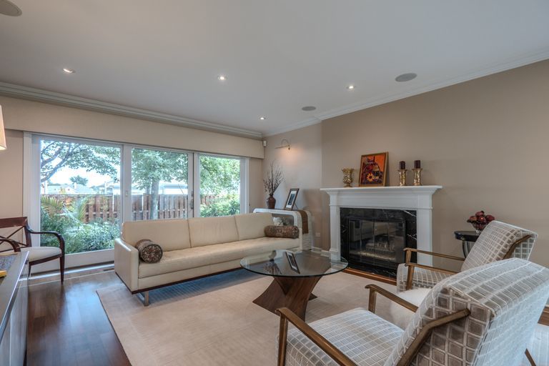 33 Park Lane Park Ridge, IL 60068 - Photo 7 of 52 Gallery Image 7