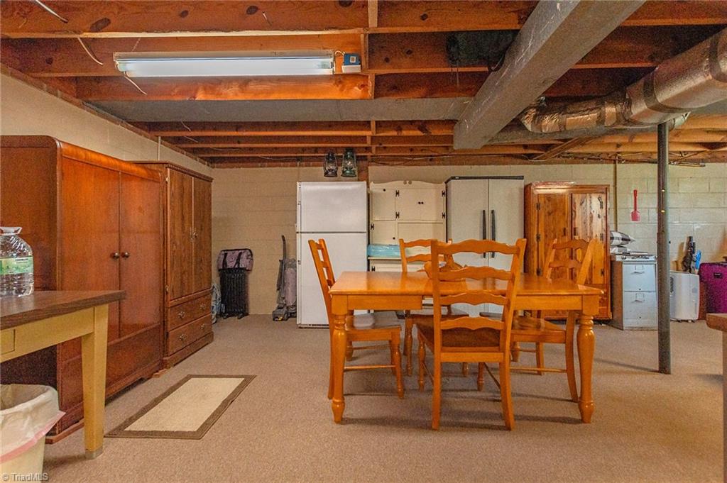 421 Dove Point Lexington, NC 27295 - Photo 23 of 40