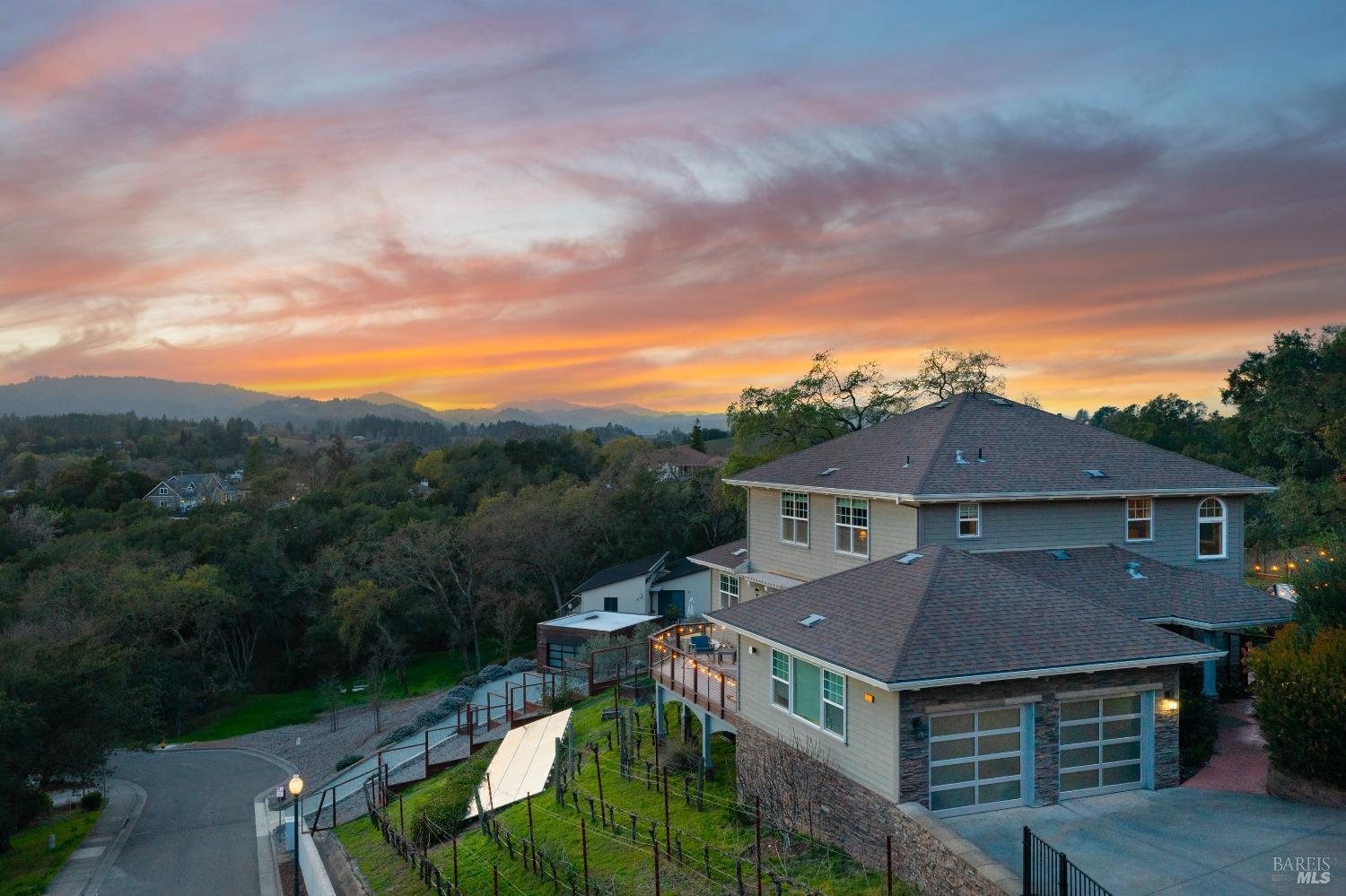 235 Clear Ridge Drive Healdsburg, CA 95448 - Photo 28 of 39